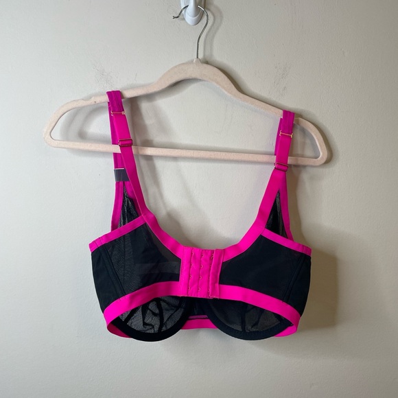 NWOT Cacique Pink and Black Unlined T Shirt Bra - Picture 5 of 12